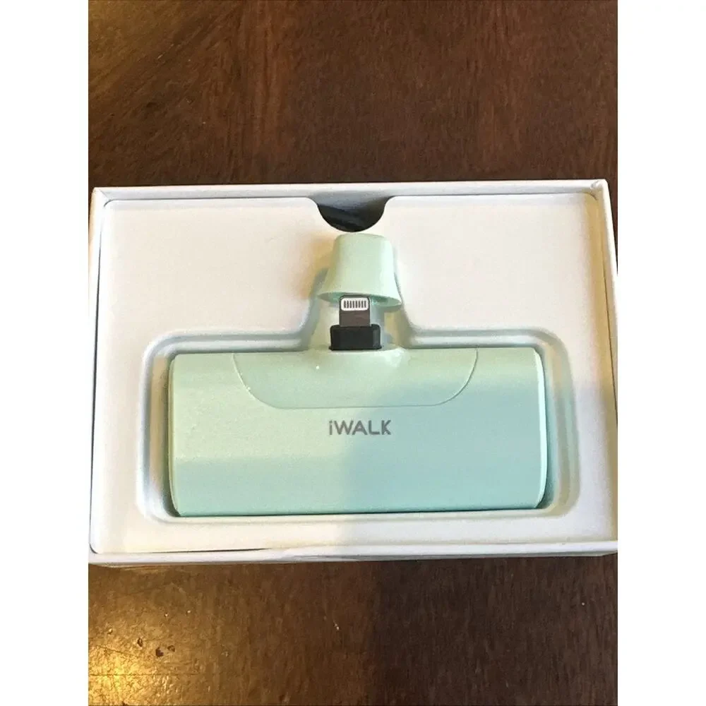 iWALK LinkPod4 4500mAh Portable iPhone Charger Powerbank - Green DBL4500L - New!